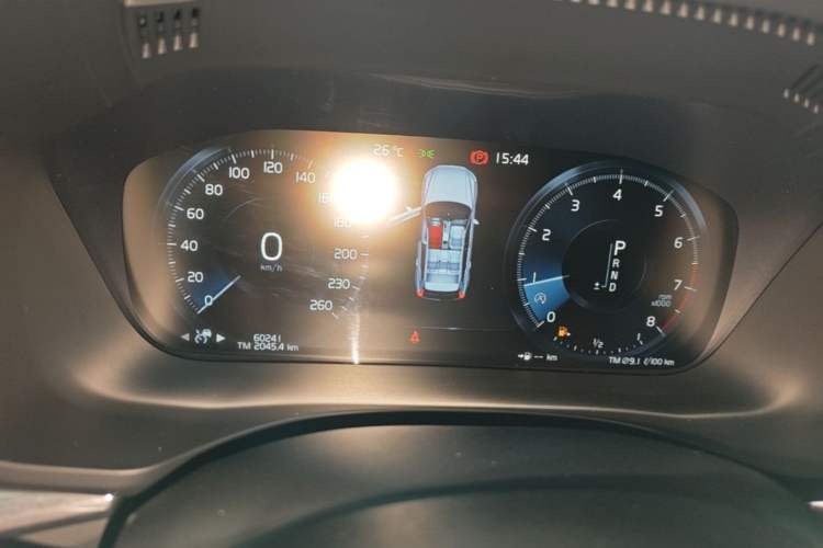 Used Volvo XC60 2019 T5 4x4 Smart Edition China V Standard Instrument Cluster