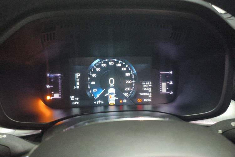Used Volvo XC60 2019 T5 4x4 Smart Edition China V Standard Instrument Cluster