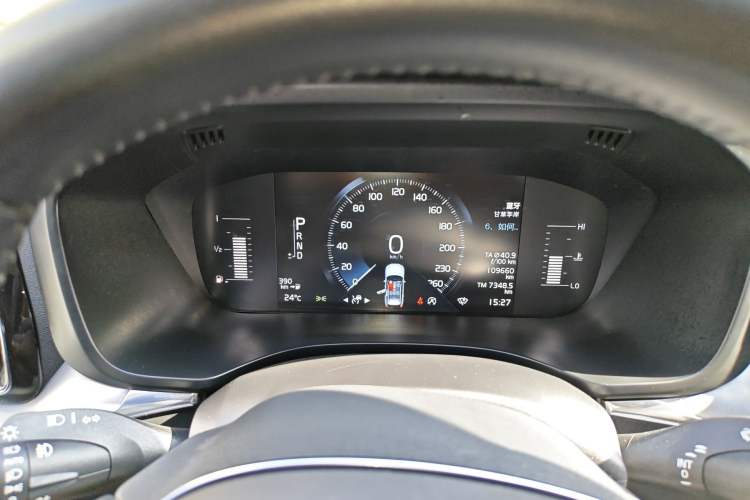 Used Volvo XC60 2019 T5 4x4 Smart Edition China VI Standard Instrument Cluster