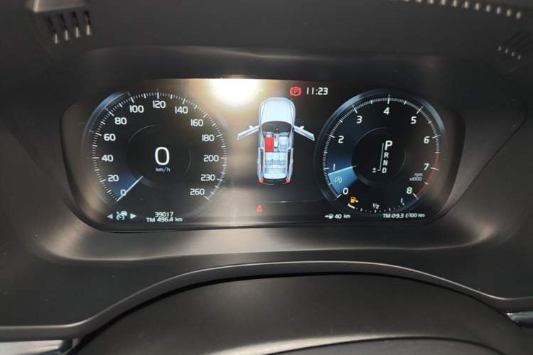 Used Volvo XC60 2019 T5 4x4 Zhiyuan Edition China VI Standard Instrument Cluster