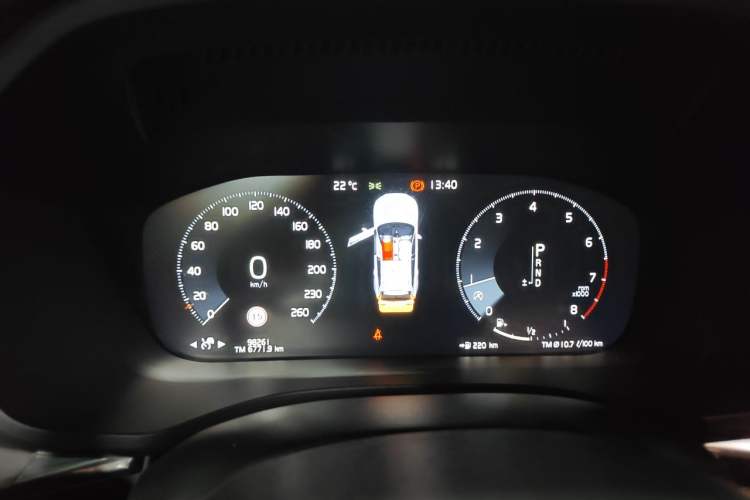 Used Volvo XC60 2019 T5 4x4 Smart Edition China V Standard Instrument Cluster