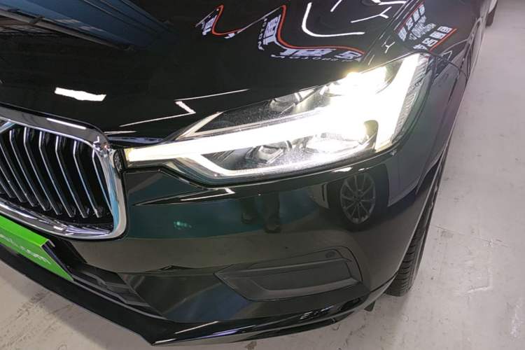 Used Volvo XC60 2019 T5 4x4 Zhiyuan Edition China VI Standard Left Front Headlight