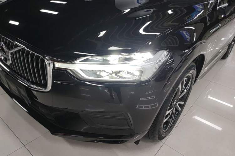 Used Volvo XC60 2019 T5 4x4 Smart Edition China V Standard Left Front Headlight
