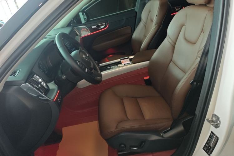 Used Volvo XC60 2019 T5 4x4 Smart Edition China V Standard Left Front Seat
