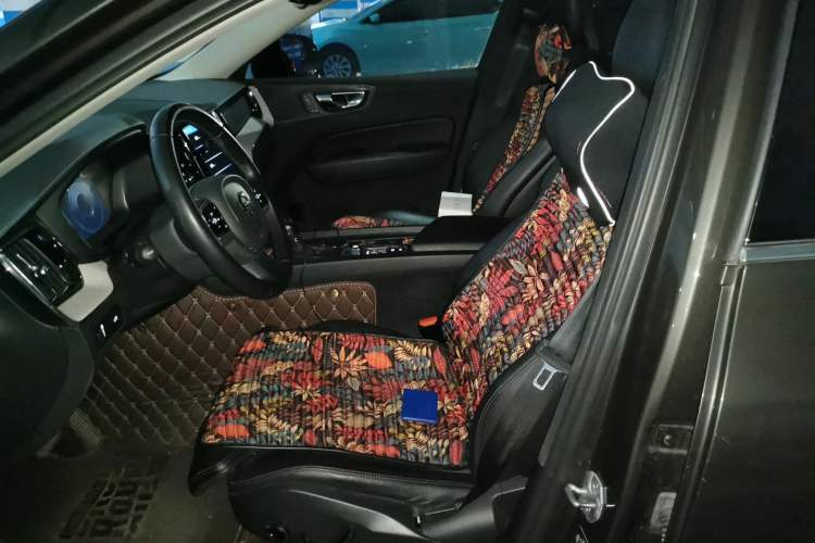 Used Volvo XC60 2019 T5 4x4 Smart Edition China V Standard Left Front Seat