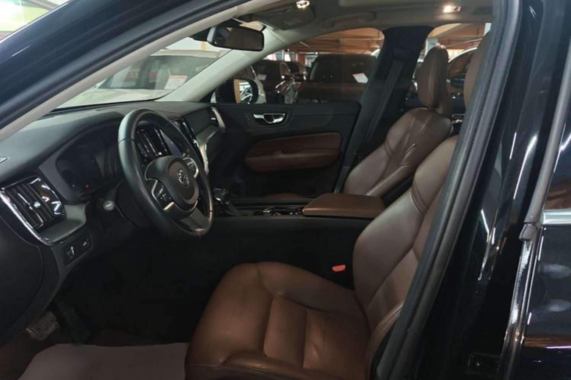 Used Volvo XC60 2019 T5 4x4 Smart Edition China V Standard Left Front Seat