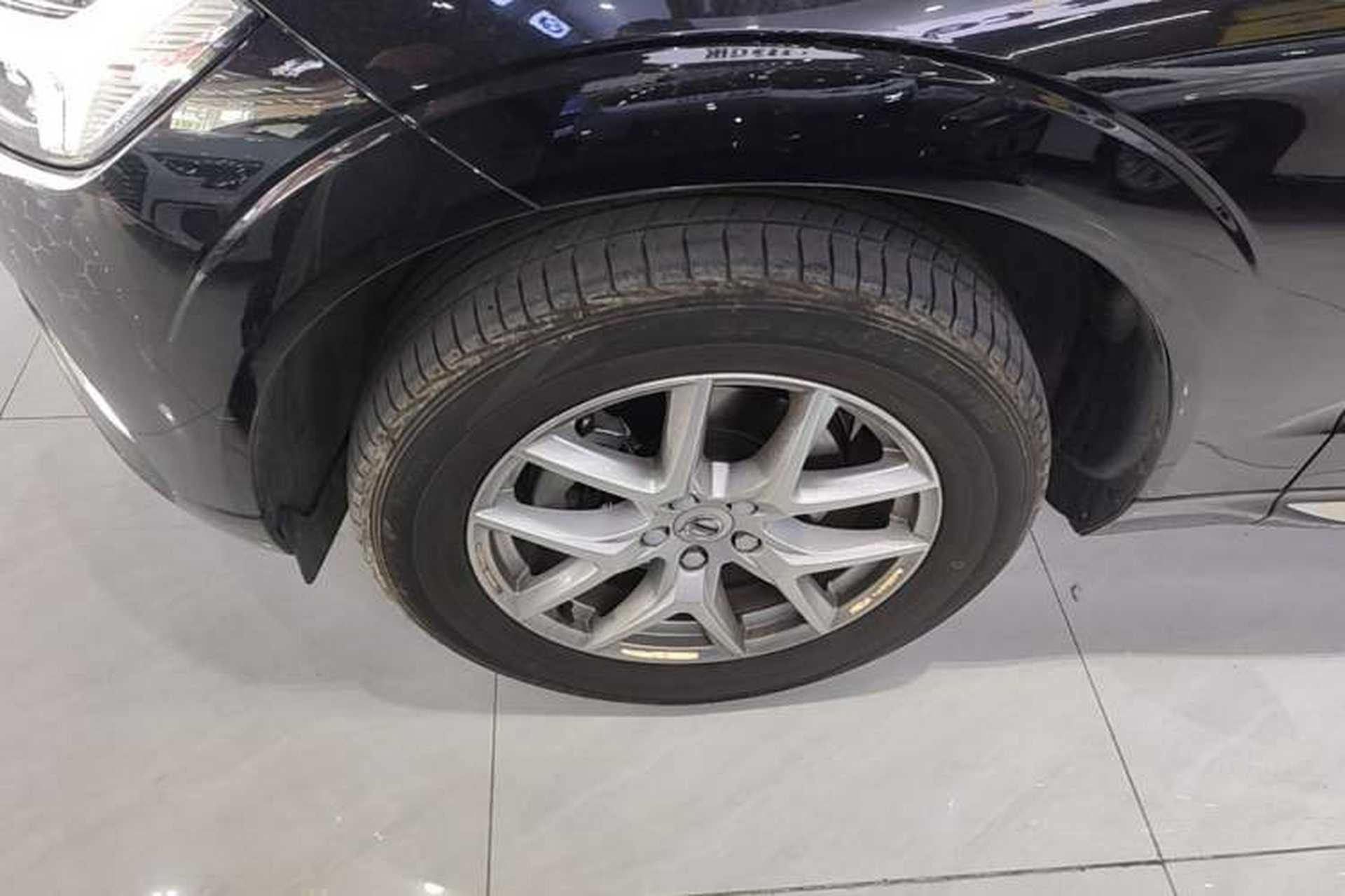 Used Volvo XC60 2019 T5 4x4 Smart Edition China VI Standard Left Front Wheel Hub