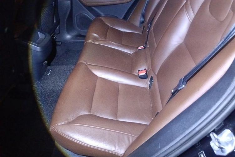 Used Volvo XC60 2019 T5 4x4 Smart Edition China V Standard Left Rear Seat