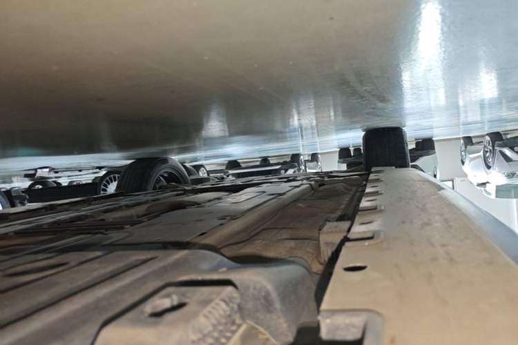 Used Volvo XC60 2019 T5 4x4 Smart Edition China V Standard Left Side Sill