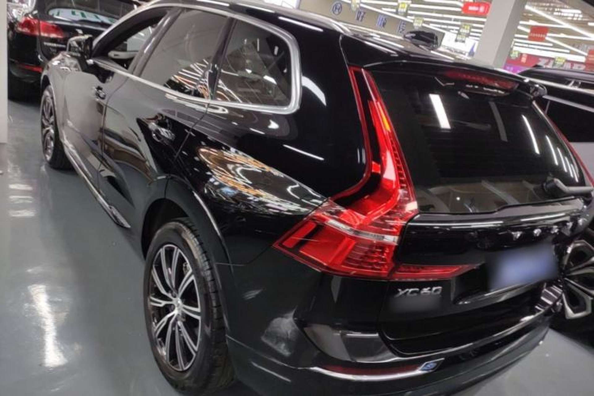 Used Volvo XC60 2019 T5 4x4 Zhiya Luxury Edition China V Standard Rear Left 45 Deg