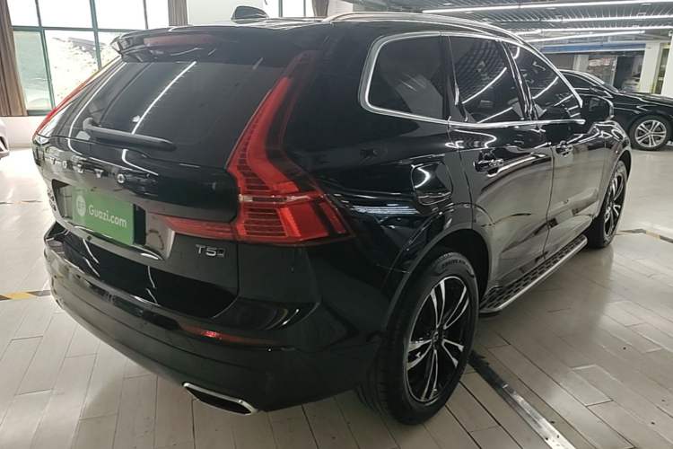 Used Volvo XC60 2019 T5 4x4 Zhiyuan Edition China VI Standard Rear Right 45 Deg