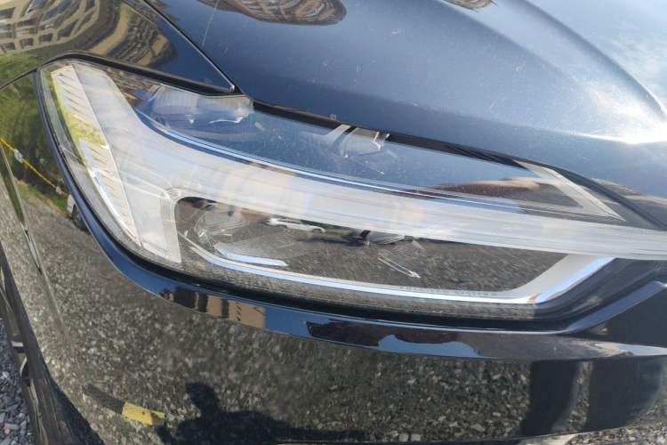 Used Volvo XC60 2019 T5 4x4 Smart Edition China V Standard Right Front Headlight