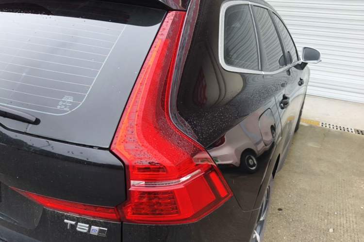 Used Volvo XC60 2019 T5 4x4 Zhiyuan Sport Edition China V Standard Right Rear Taillight
