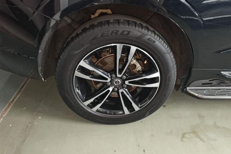 Used Volvo XC60 2019 T5 4x4 Smart Edition China V Standard Right Rear Wheel Hub