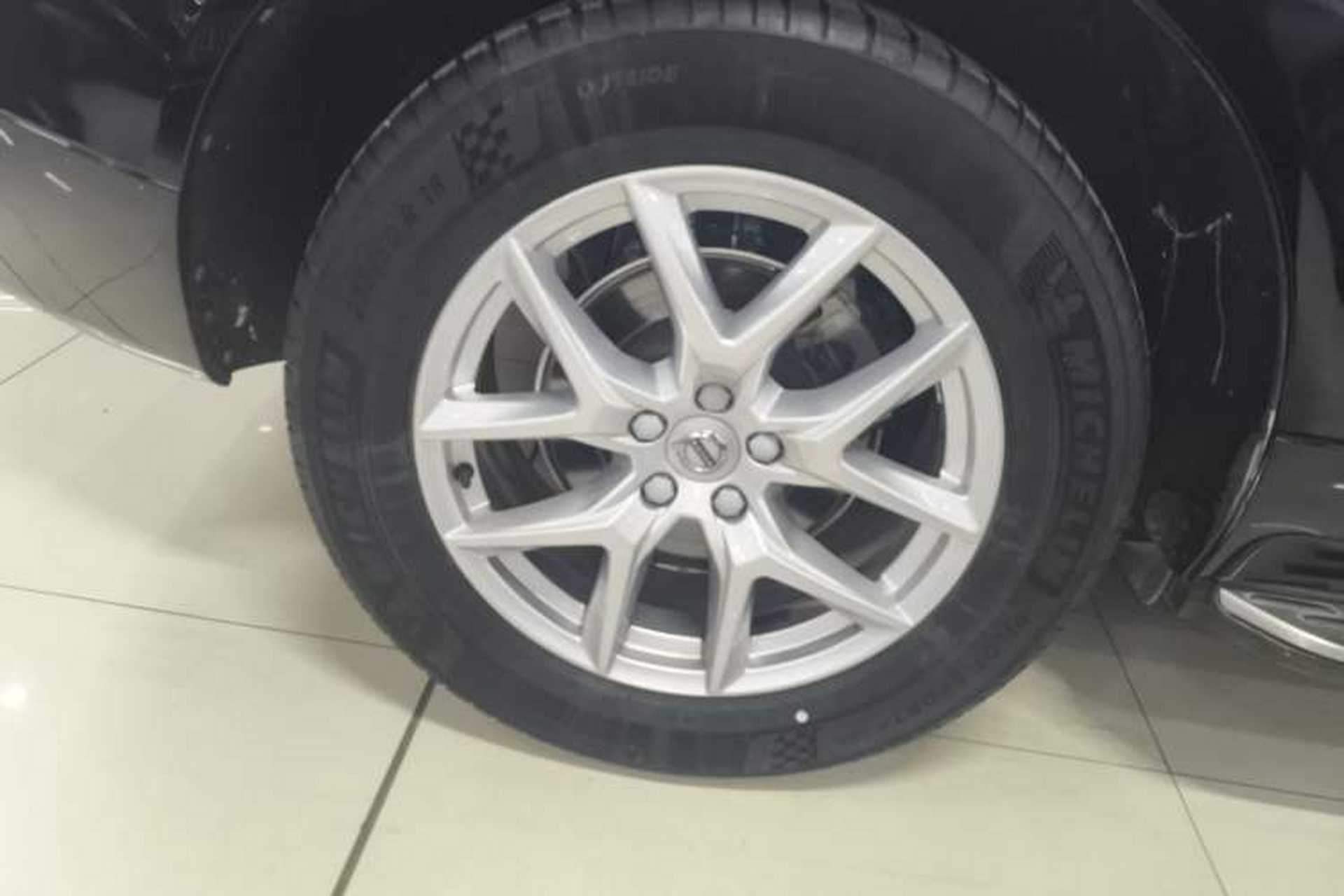 Used Volvo XC60 2019 T5 4x4 Smart Edition China VI Standard Right Rear Wheel Hub