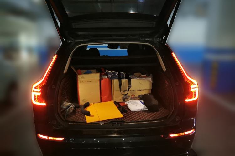 Used Volvo XC60 2019 T5 4x4 Smart Edition China V Standard Trunk