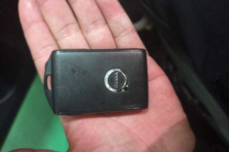 Used Volvo XC60 2019 T5 4x4 Smart Edition China V Standard Vehicle Key