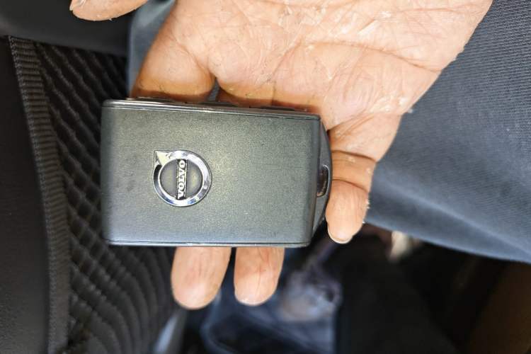 Used Volvo XC60 2019 T5 4x4 Smart Edition China VI Standard Vehicle Key