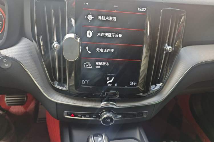 Used Volvo XC60 2019 T5 4x4 Zhiyuan Sport Edition China V Standard Audio And AC Panel