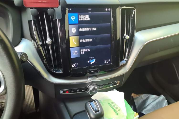 Used Volvo XC60 2019 T5 4x4 Smart Edition China V Standard Audio And AC Panel