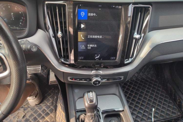 Used Volvo XC60 2019 T5 4x4 Zhiyuan Sport Edition China V Standard Audio And AC Panel