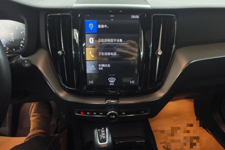 Used Volvo XC60 2019 T5 4x4 Smart & Dynamic Sport Edition China VI Standard Audio And AC Panel