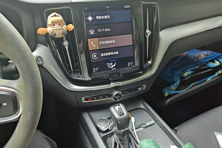 Used Volvo XC60 2019 T5 4x4 Smart Edition China V Standard Audio And AC Panel