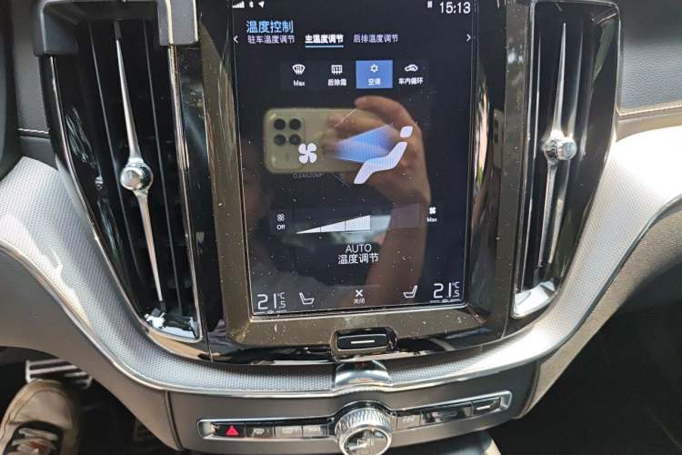 Used Volvo XC60 2019 T5 4x4 Zhiya Sport Edition China VI Standard Audio And AC Panel
