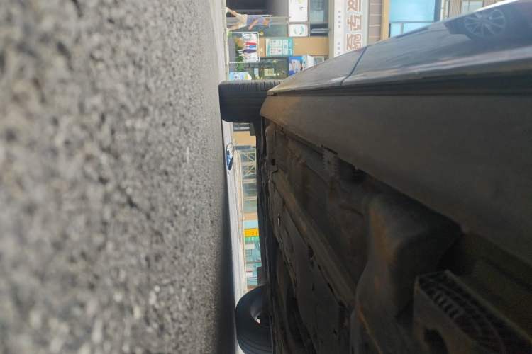 Used Volvo XC60 2019 T5 4x4 Zhiyuan Sport Edition China V Standard Chassis Rear Left