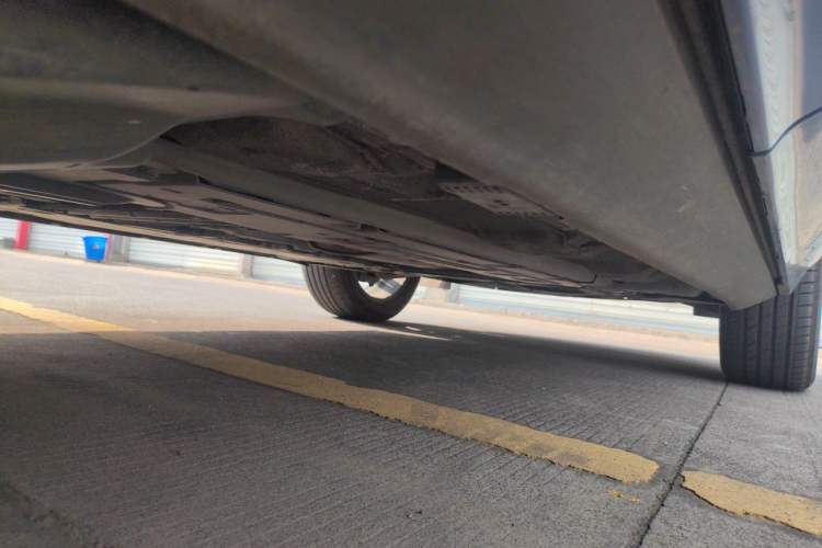 Used Volvo XC60 2019 T5 4x4 Zhiyuan Sport Edition China V Standard Chassis Rear Right