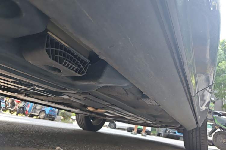 Used Volvo XC60 2019 T5 4x4 Smart Edition China V Standard Chassis Rear Right
