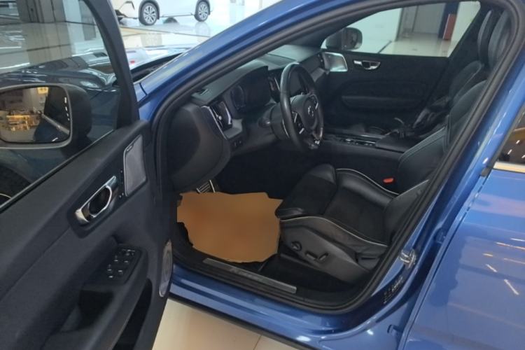 Used Volvo XC60 2019 T5 4x4 Zhiya Sport Edition China V Standard Driver Seat