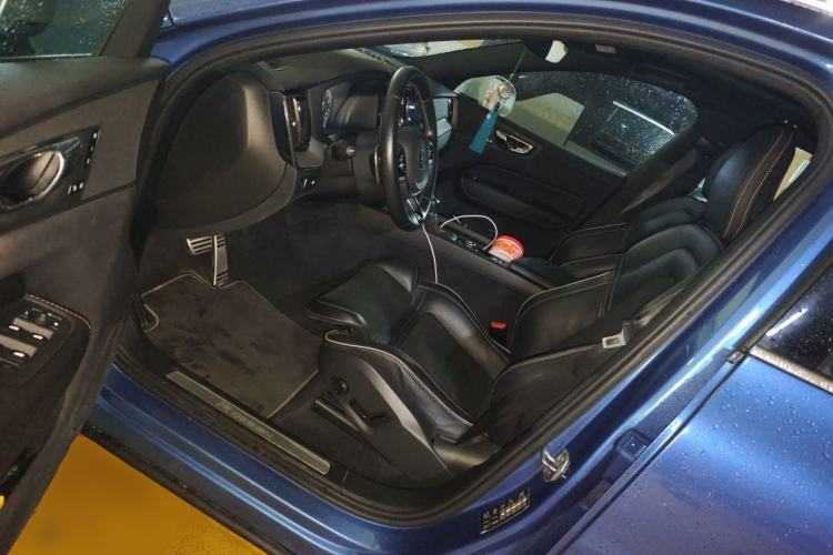 Used Volvo XC60 2019 T5 4x4 Zhiyuan Sport Edition China V Standard Driver Seat