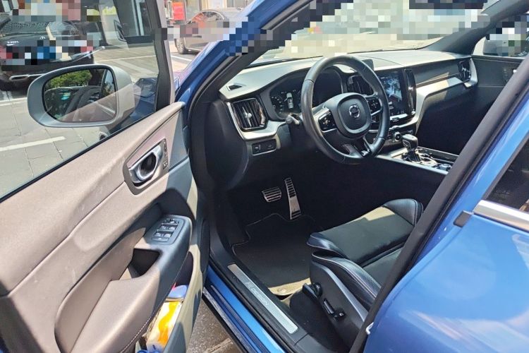 Used Volvo XC60 2019 T5 4x4 Zhiya Sport Edition China VI Standard Driver Seat