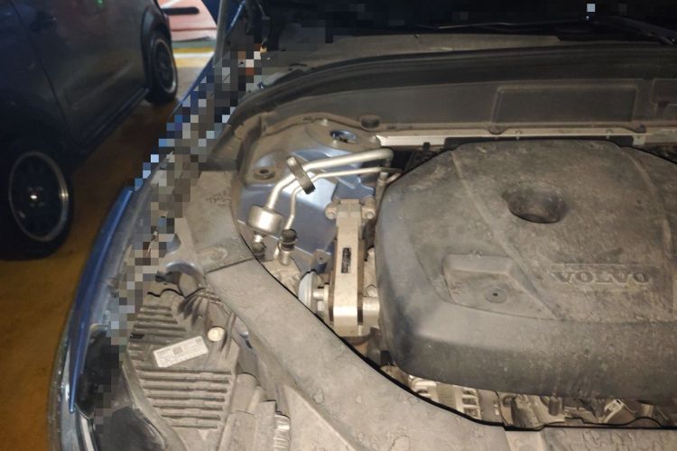 Used Volvo XC60 2019 T5 4x4 Zhiyuan Sport Edition China V Standard Engine Bay Right
