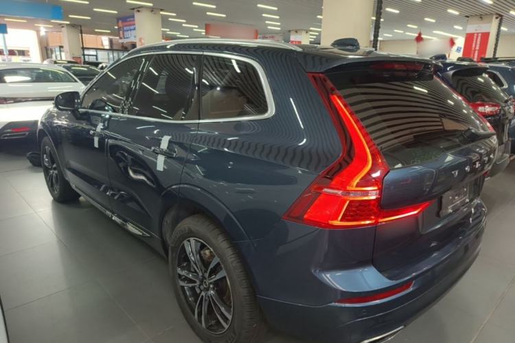 Used Volvo XC60 2019 T5 4x4 Smart Edition China V Standard Exterior 2