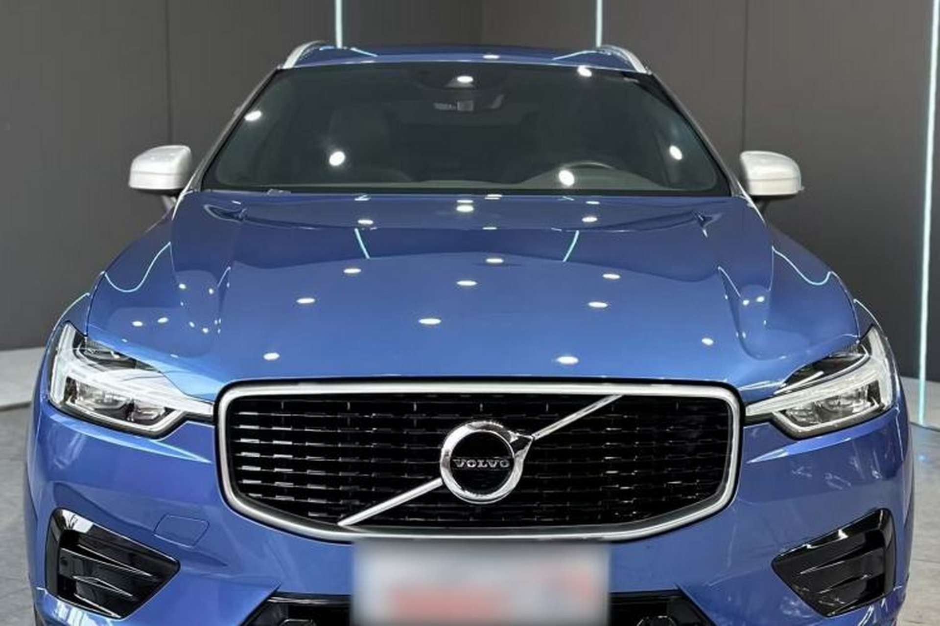 Used Volvo XC60 2019 T5 4x4 Smart & Dynamic Sport Edition China VI Standard Exterior 2