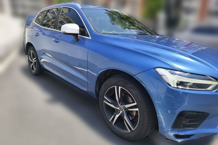 Used Volvo XC60 2019 T5 4x4 Smart Edition China V Standard Exterior 2