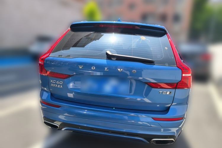 Used Volvo XC60 2019 T5 4x4 Smart Edition China V Standard Exterior 4