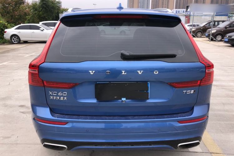 Used Volvo XC60 2019 T5 4x4 Smart & Dynamic Sport Edition China VI Standard Exterior 6
