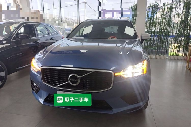 Used Volvo XC60 2019 T5 4x4 Smart & Dynamic Sport Edition China VI Standard Front