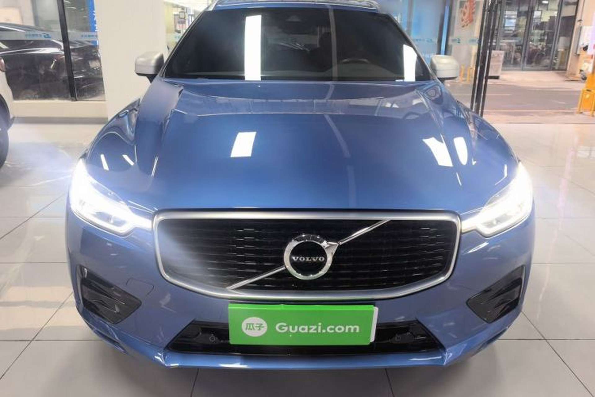 Used Volvo XC60 2019 T5 4x4 Smart & Dynamic Sport Edition China VI Standard Front