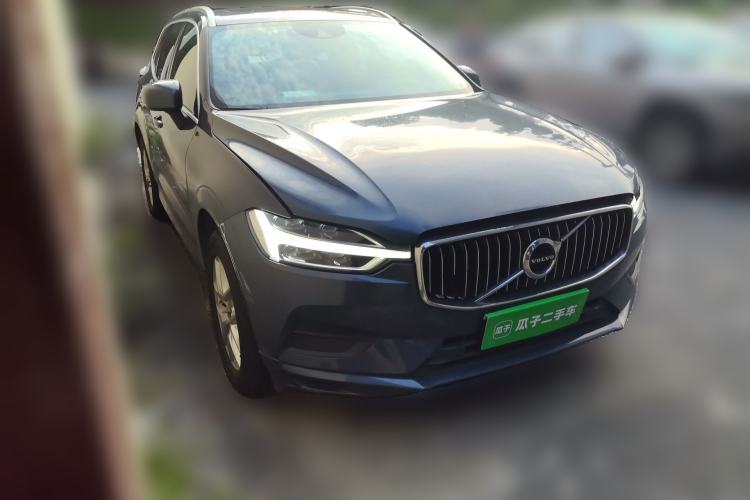 Used Volvo XC60 2019 T5 4x4 Smart Edition China V Standard Front Right 45 Deg