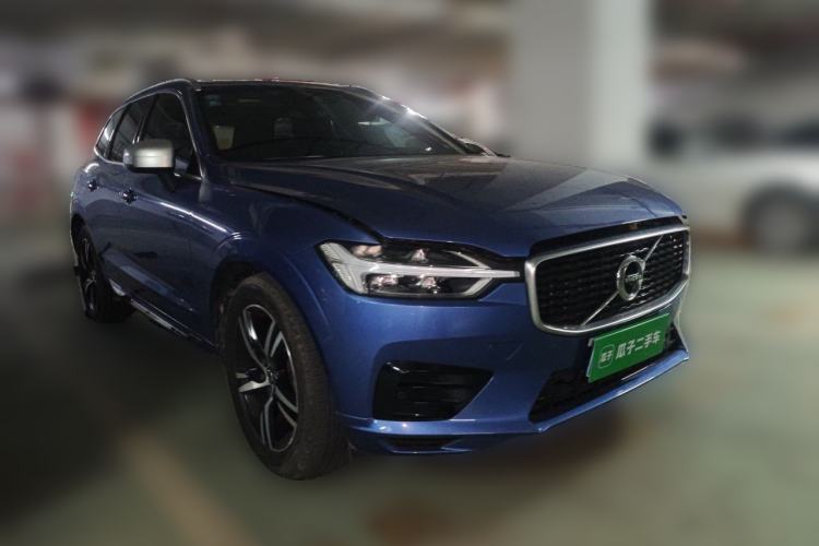 Used Volvo XC60 2019 T5 4x4 Zhiyuan Sport Edition China V Standard Front Right 45 Deg