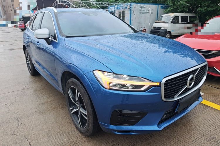 Used Volvo XC60 2019 T5 4x4 Smart & Dynamic Sport Edition China VI Standard Front Right 45 Deg