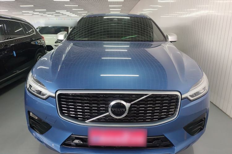Used Volvo XC60 2019 T5 4x4 Smart & Dynamic Sport Edition China VI Standard Front
