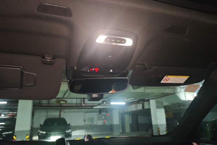 Used Volvo XC60 2019 T5 4x4 Zhiyuan Sport Edition China V Standard Headliner