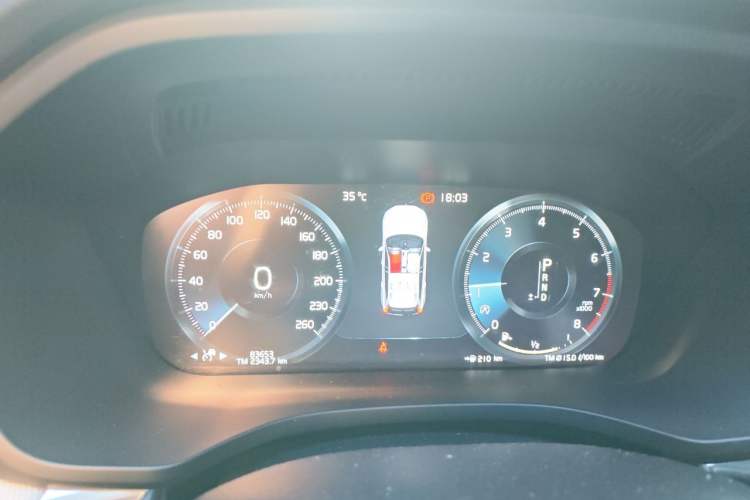 Used Volvo XC60 2019 T5 4x4 Zhiyuan Sport Edition China V Standard Instrument Cluster