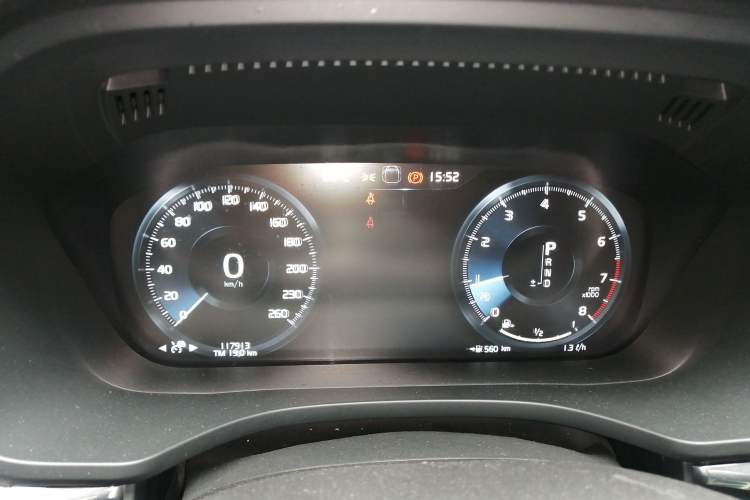 Used Volvo XC60 2019 T5 4x4 Smart & Dynamic Sport Edition China VI Standard Instrument Cluster