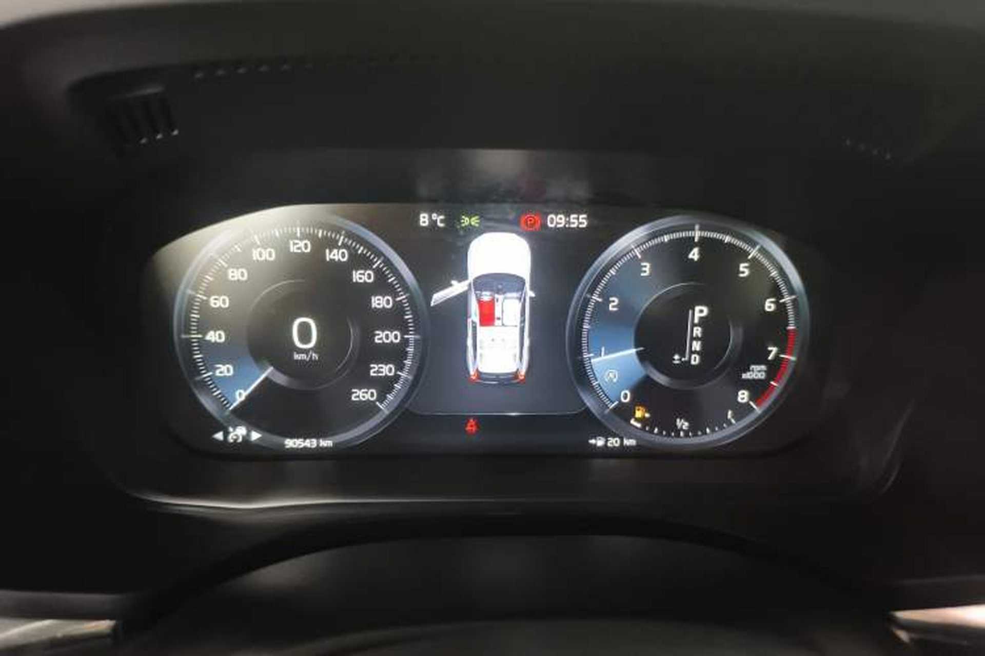 Used Volvo XC60 2019 T5 4x4 Smart & Dynamic Sport Edition China VI Standard Instrument Cluster
